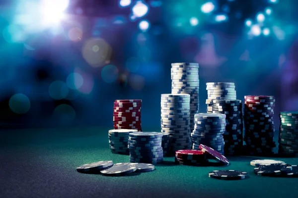 Card table interface and visual clean setup
